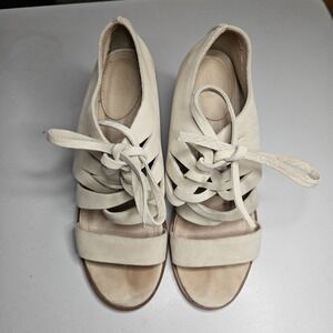 Frye Leather Heels 8M Sofia Lace Up Tie On Beige Wedding